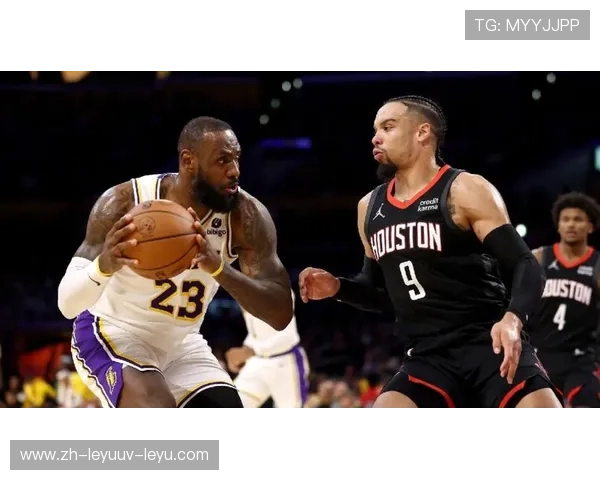 火箭队与湖人比赛的现场直播及历史对战回顾 火箭队与湖人比赛的现场直播及历史对战回顾